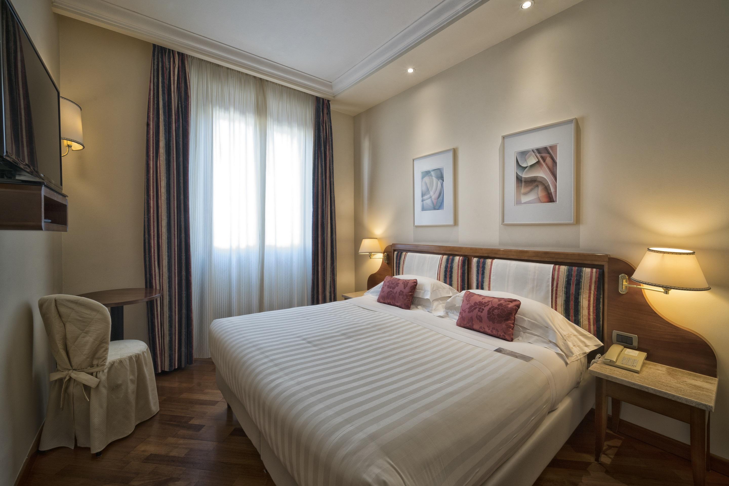 B&B Hotel Firenze Laurus Al Duomo Exterior photo