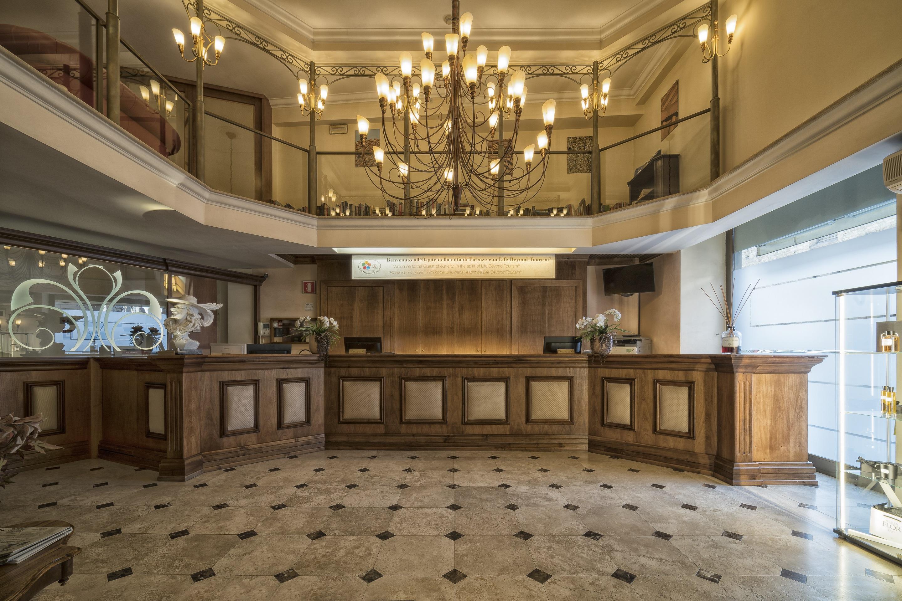 B&B Hotel Firenze Laurus Al Duomo Exterior photo