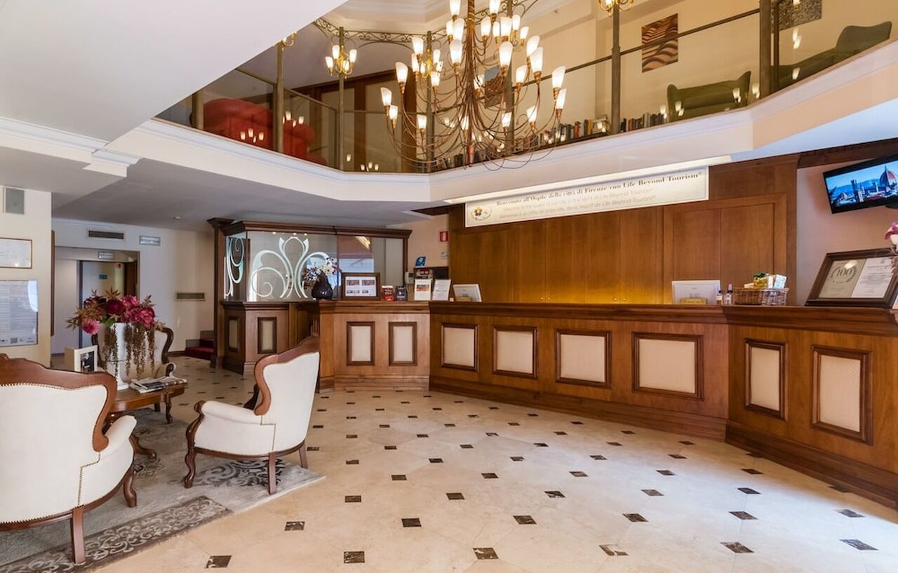 B&B Hotel Firenze Laurus Al Duomo Exterior photo
